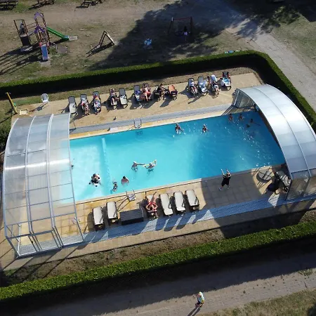 Kompleks Wypoczynkowy, Glamping Roza Wiatrow Holiday park Darlowko