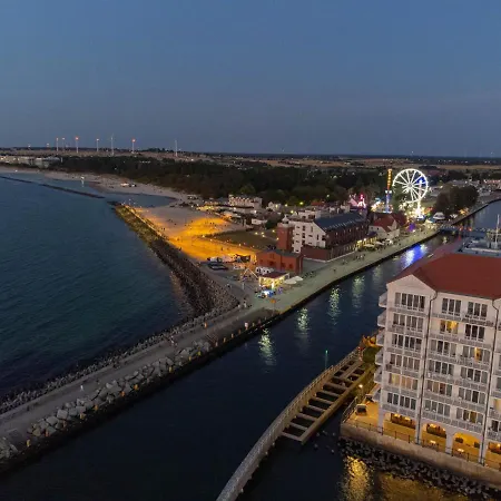 ホリデーパーク Kompleks Wypoczynkowy, Glamping Roza Wiatrow *