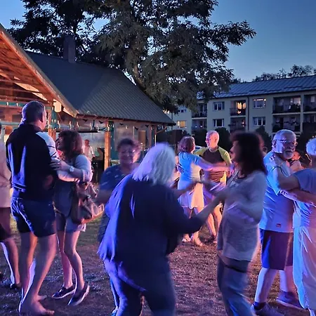 Kompleks Wypoczynkowy, Glamping Roza Wiatrow *