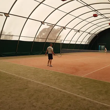 Kompleks Wypoczynkowy, Glamping Roza Wiatrow *