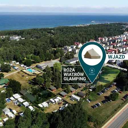 Holiday park Kompleks Wypoczynkowy, Glamping Roza Wiatrow Darlowko