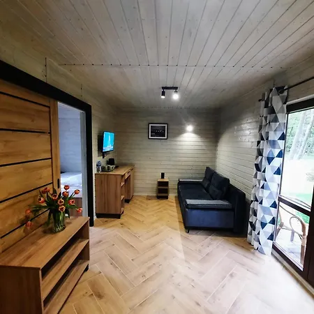 Kompleks Wypoczynkowy, Glamping Roza Wiatrow