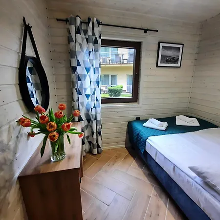 Kompleks Wypoczynkowy, Glamping Roza Wiatrow * Darlowko