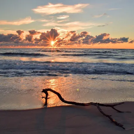 Kompleks Wypoczynkowy, Glamping Roza Wiatrow *