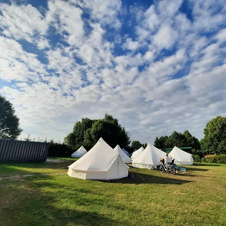 Kompleks Wypoczynkowy, Glamping Roza Wiatrow * ダルウフコ