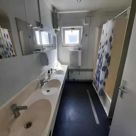 Vakantiepark Kompleks Wypoczynkowy, Glamping Roza Wiatrow *